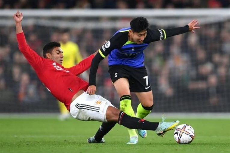 Owen Hargreaves believes Man Utd star Casemiro is undroppable after masterclass against Tottenham - Bóng Đá